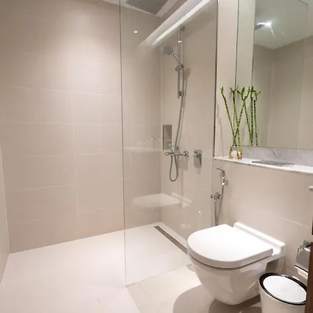 Higuests - Stylish Waterfront Retreat With Balcony In La Mer Dubai Exterior photo